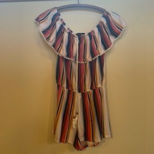 Striped super cute rhomper